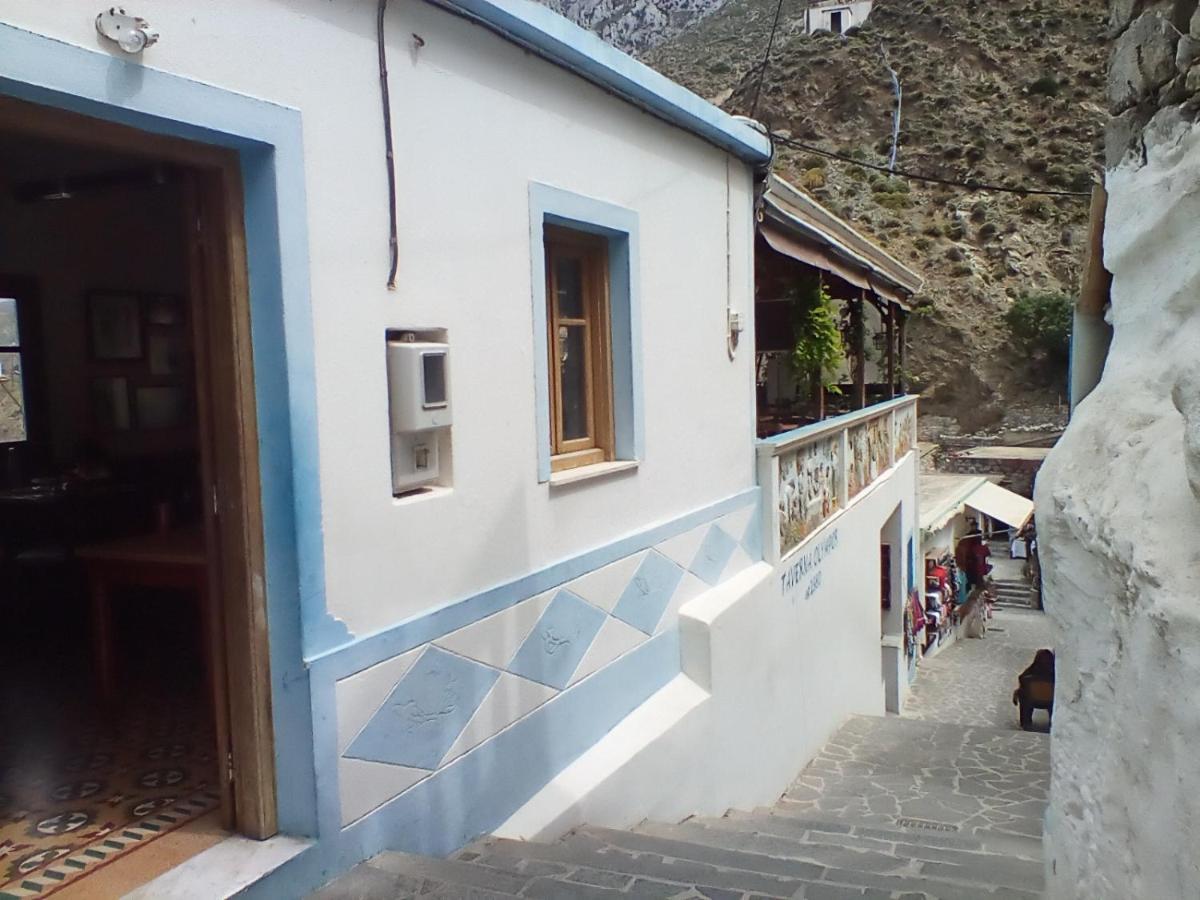 Olympos Apt With Amazing Mountain View エクステリア 写真