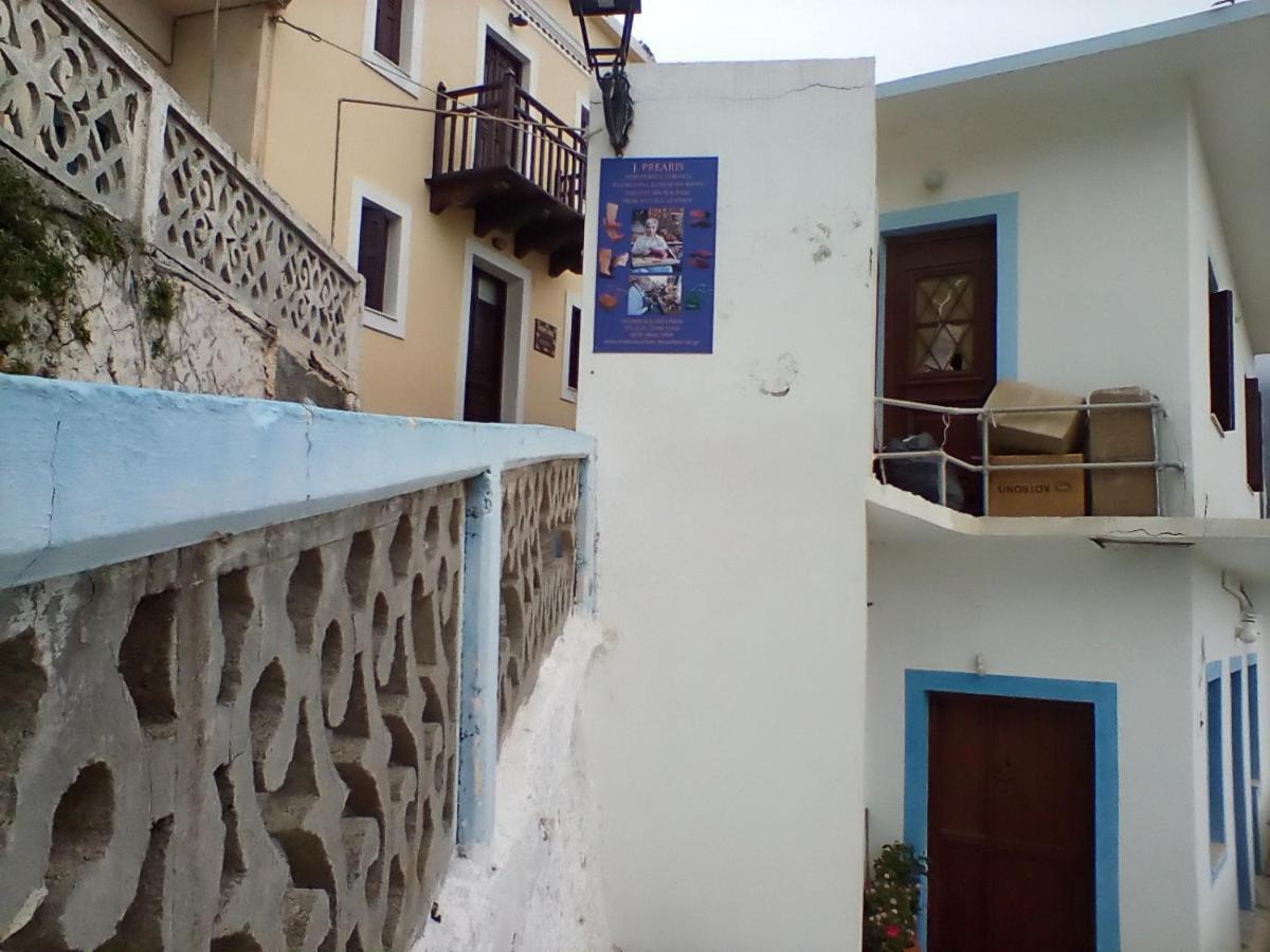Olympos Apt With Amazing Mountain View エクステリア 写真